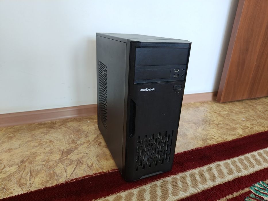 Продаю процессорный блок intel  i-7