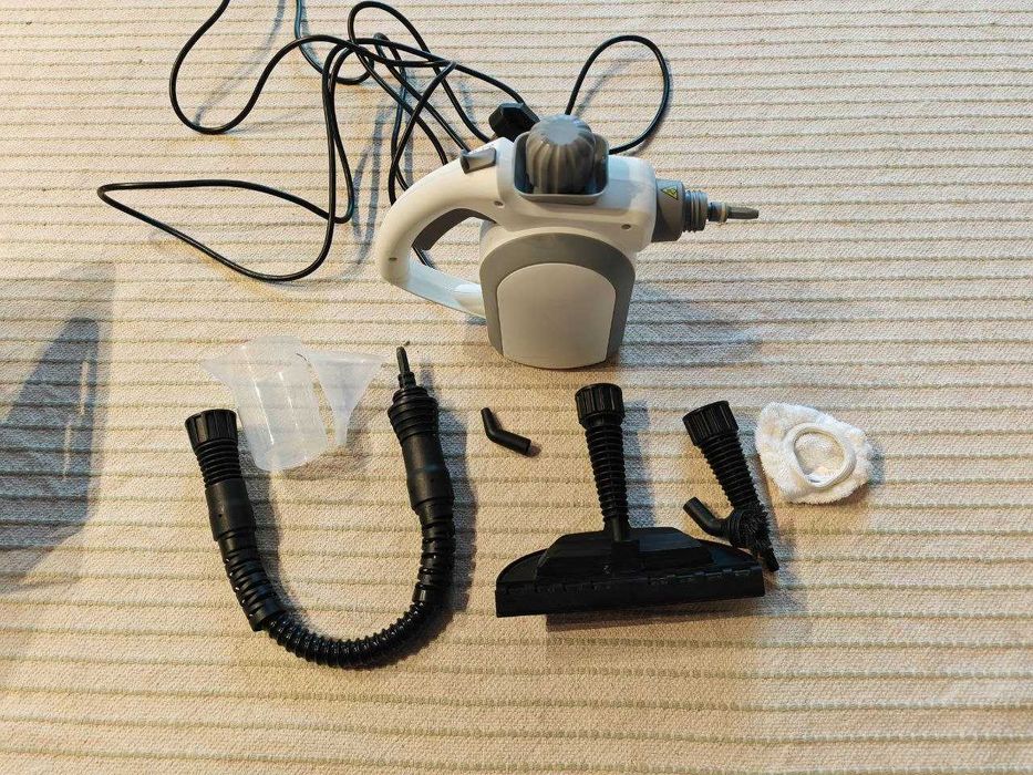 Парочистачка SilverCrest Handheld Steam Cleaner + приставки