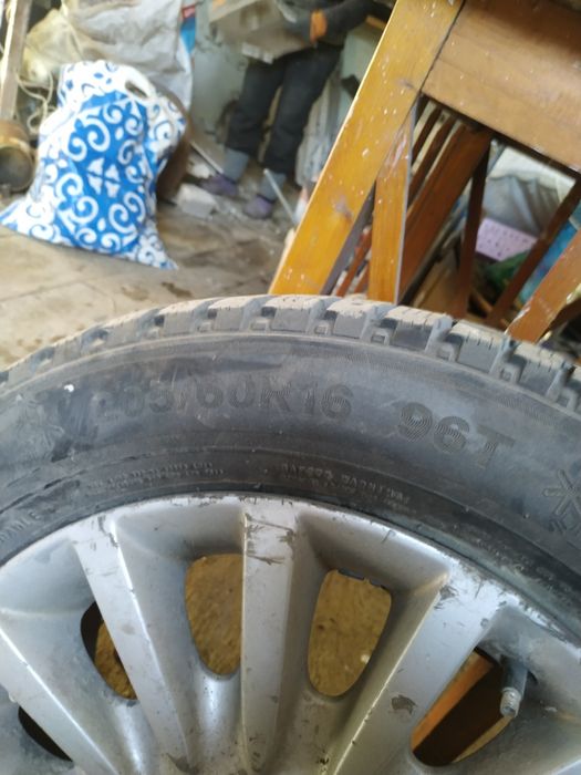 Продам запаску размер 16