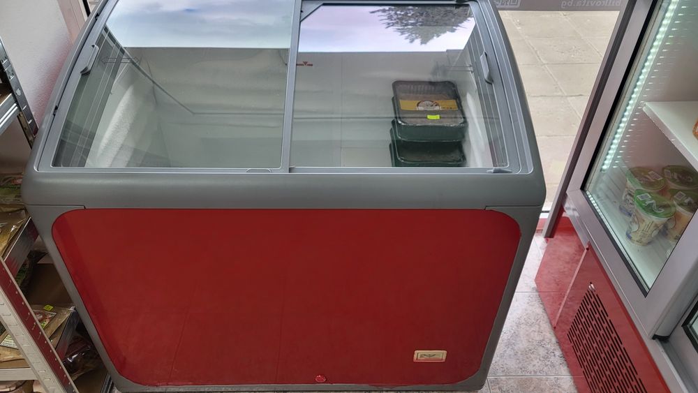 Фризер витрина ширина 1м