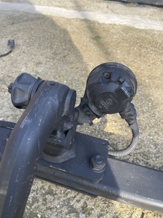 Теглич Audi A3 8p