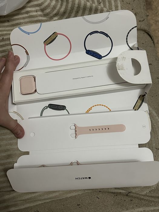 Продам apple watch 6 40mm