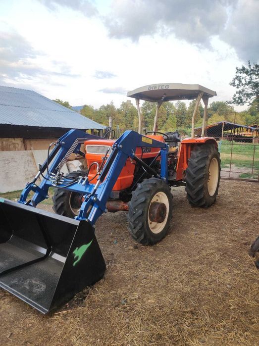 Incarcator frontal - tractoare romanesti U650, U445, U640