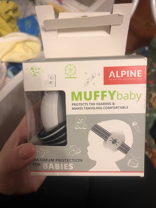 Casti antifonice pentru bebelusi