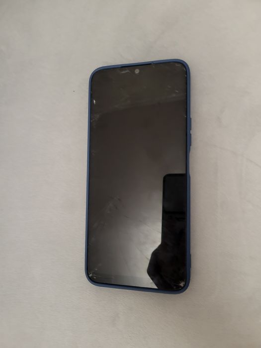 Продам Honor x 6  4/64 4g