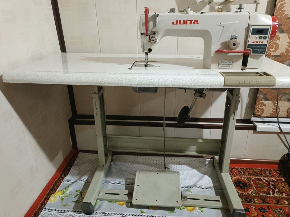 Швейная машина (JUITA)