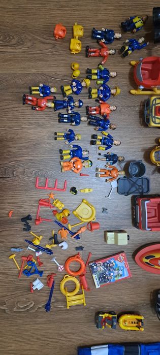 Vand jucarii Pompierul Sam