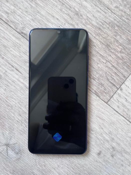 Смартфон телефон vivo 1920