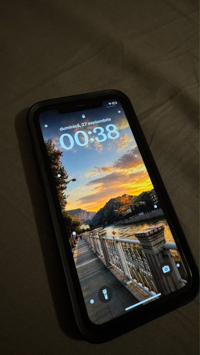 Iphone 11 64gb.