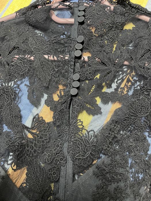 Rochie H&M de dantela, noua cu eticheta