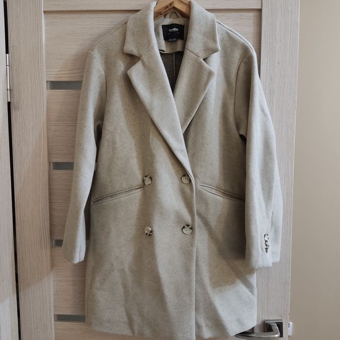 Продам Пальто10000