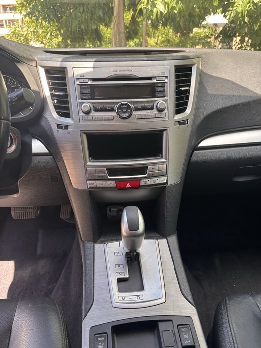 Subaru Legacy 2011
