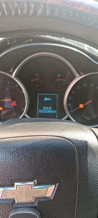 Машина Chevrolet Cruze 2014