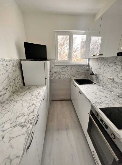 Продава се Двустаен апартамент в Пловдив, Мараша - 76 кв.м за 1645 €/кв.м - Снимка #3