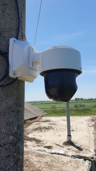 Камера видеонаблюдения| Следит за движением Hikvision
