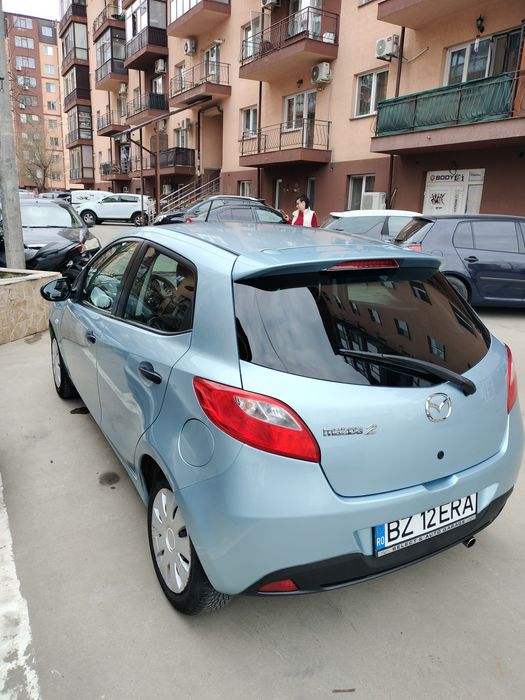 Mazda 2 din 2009