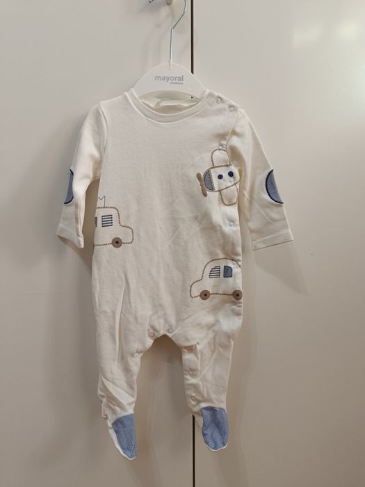 Бебешки дрехи Mayoral 2-4 м 65 см