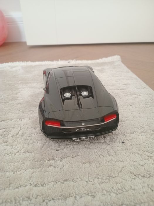 Радиоуправлаемая машинка