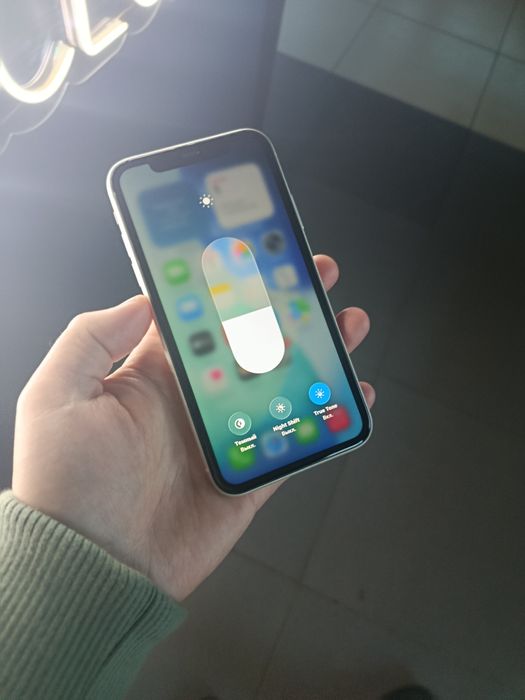 Продам iPhone 11 , 128gb