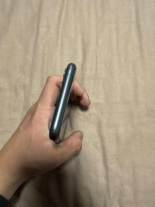 Vand iphone 11 64gb 85%