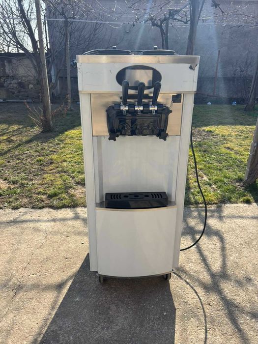 Нова профи машина за мек италиански крем сладолед 3 вкуса ГАРАНЦИЯ 2г