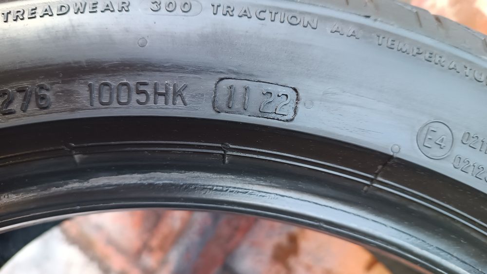 225/45/17 Bridgestone