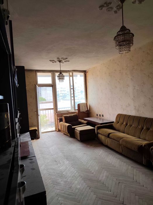 Продава се Тристаен апартамент в Роман - 98 кв.м за 354 €/кв.м - Снимка #1