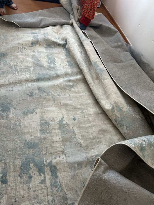 Шелковый кілем сатылады