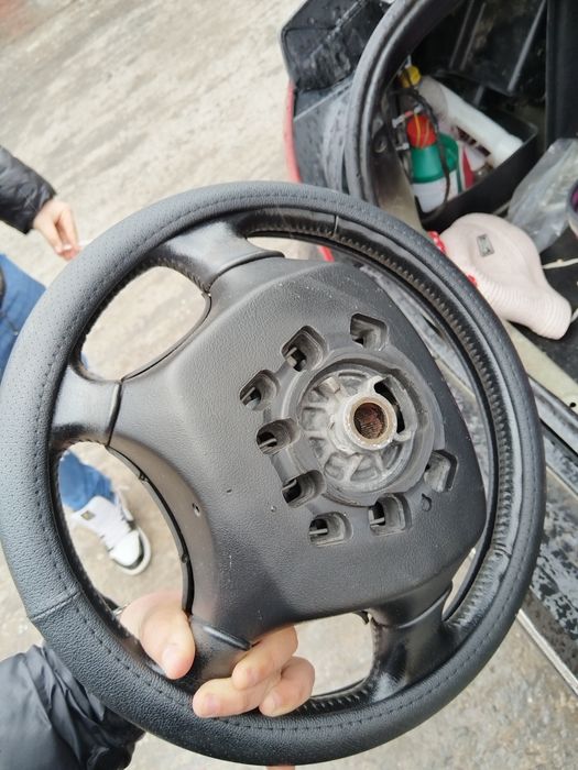 Vand volan peugeot 407