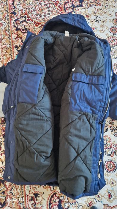 Продам зимную спецодежду куртку