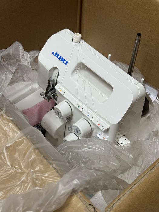 Оверлок Juki mo 654 den