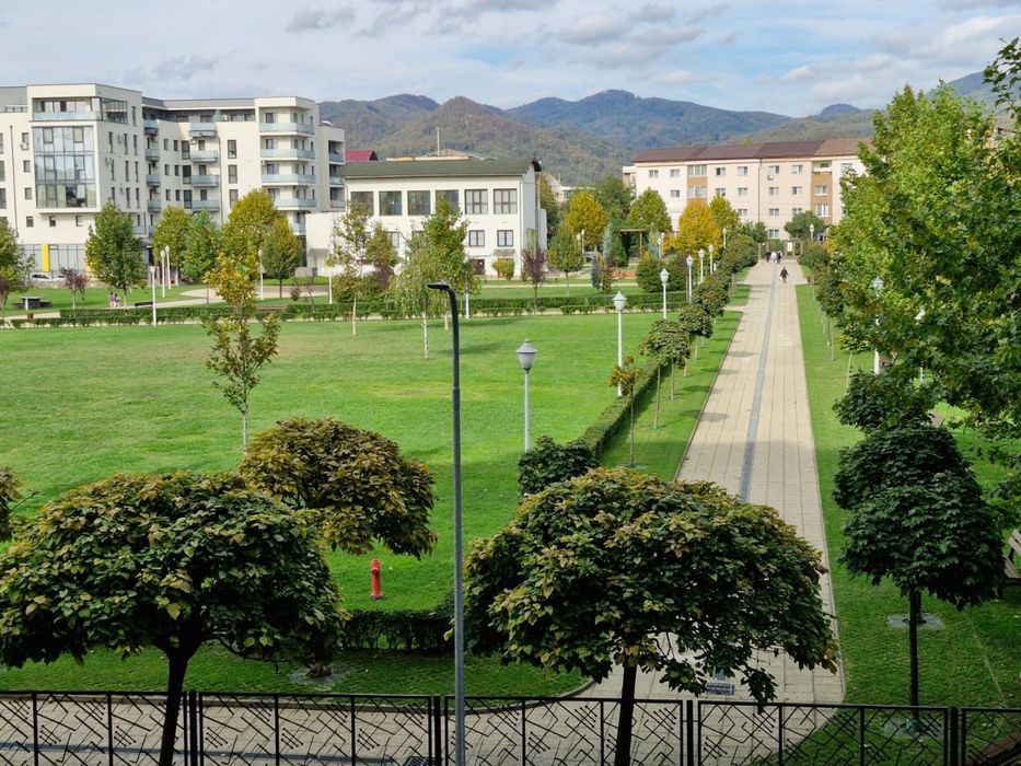 Apatartament chirie bloc nou parc central