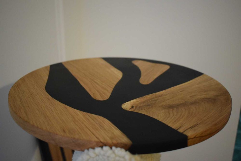 Platou din lemn de stejar si  rășină epoxidică