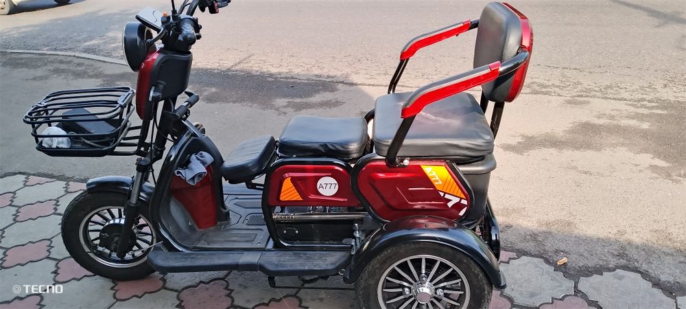 Продам тридцыкл новый