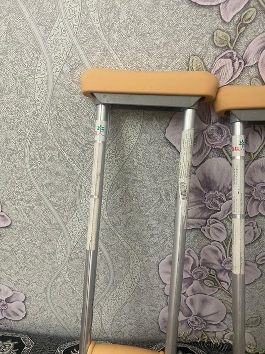 Кастыли подмышечные