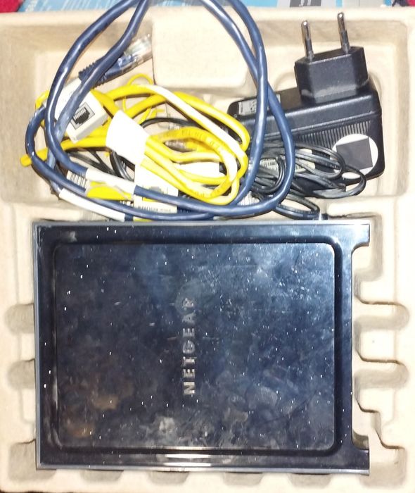 беспроводной гигабитный маршрутизатор NETGEAR N300 (WNR3500L).