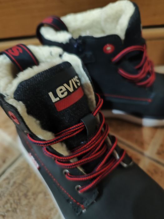 НОВЫЕ  зимние ботинки 35 размер