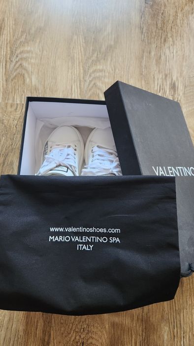 Дамски кецове VALENTINO