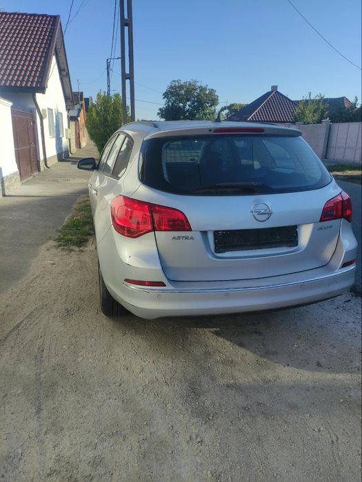 Opel astra j 2016