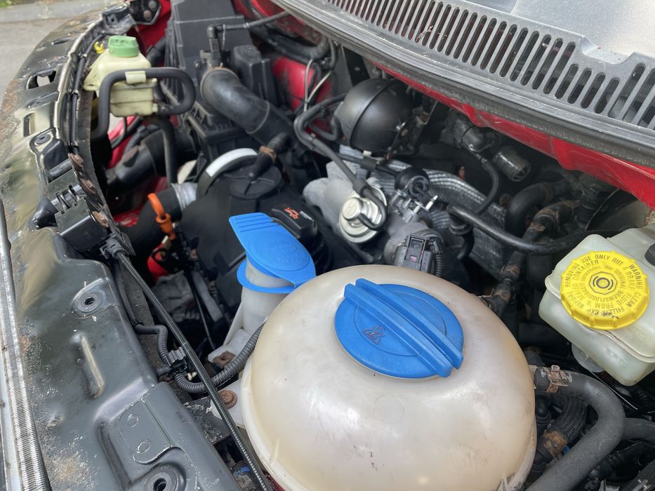 Motor Volkswagen T5 1,9TDI 63KW -86CP cod Motor AXC pret 5000 lei complet