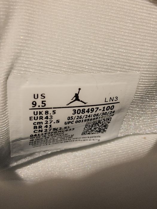 Nike Jordan 4 Metalic Silver