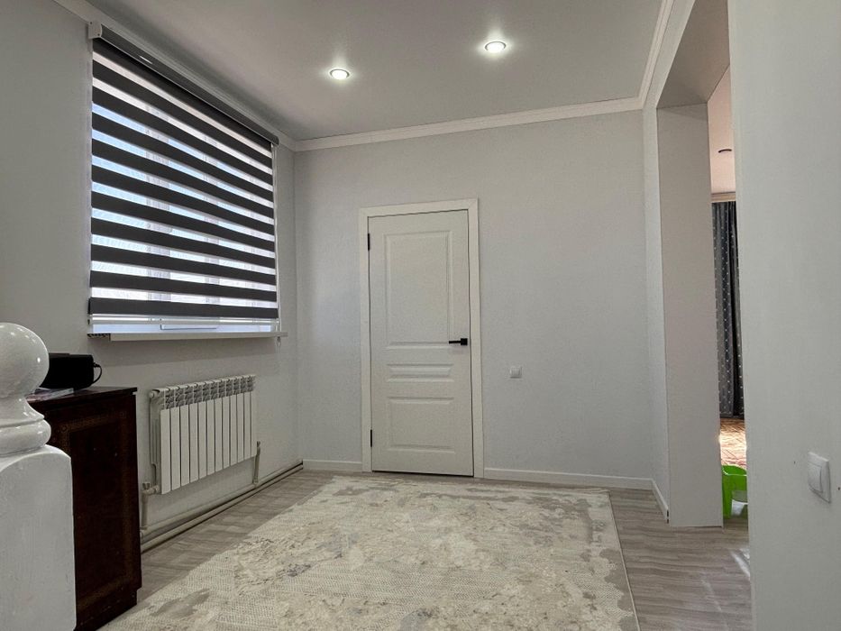 Продам большой 2 этажный дом