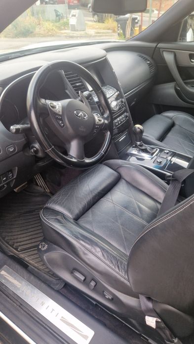 Infiniti FX30d S 2014 pret 12.000 euro negociabil