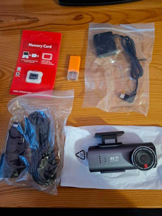 Автомобилна камера 4K UHD запис DVR с нощно виждане, вграден Wi-Fi, GPS