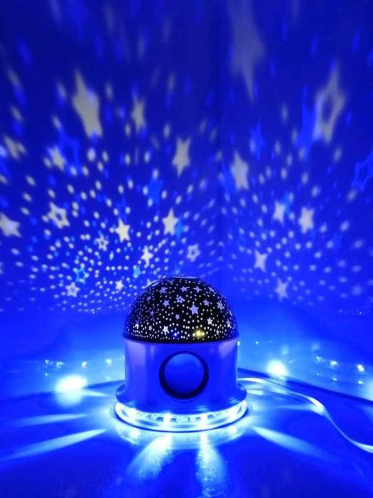 Проектор светильник(ночник) звездное небо с Bluetooth подключением