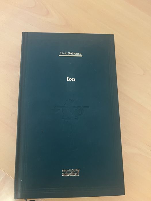 Vand colectia completa 100 de opere esentiale Biblioteca Adevarul