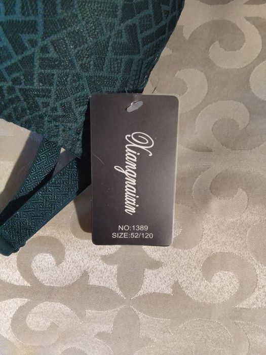 Продаю бюстгалтеры.