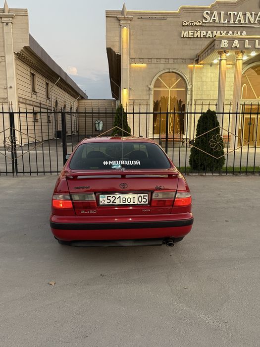 Тайота Карина Е