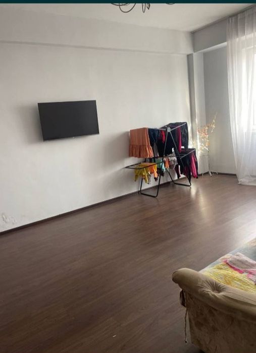 Продаю квартиру 2 комнатная 68 кв в келесе