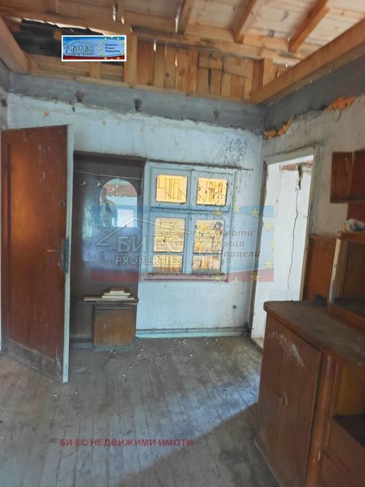 Етаж от къща в гр. Батановци 60 м²